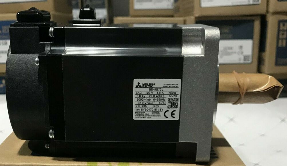 Серводвигатель Mitsubishi HG-KR73J