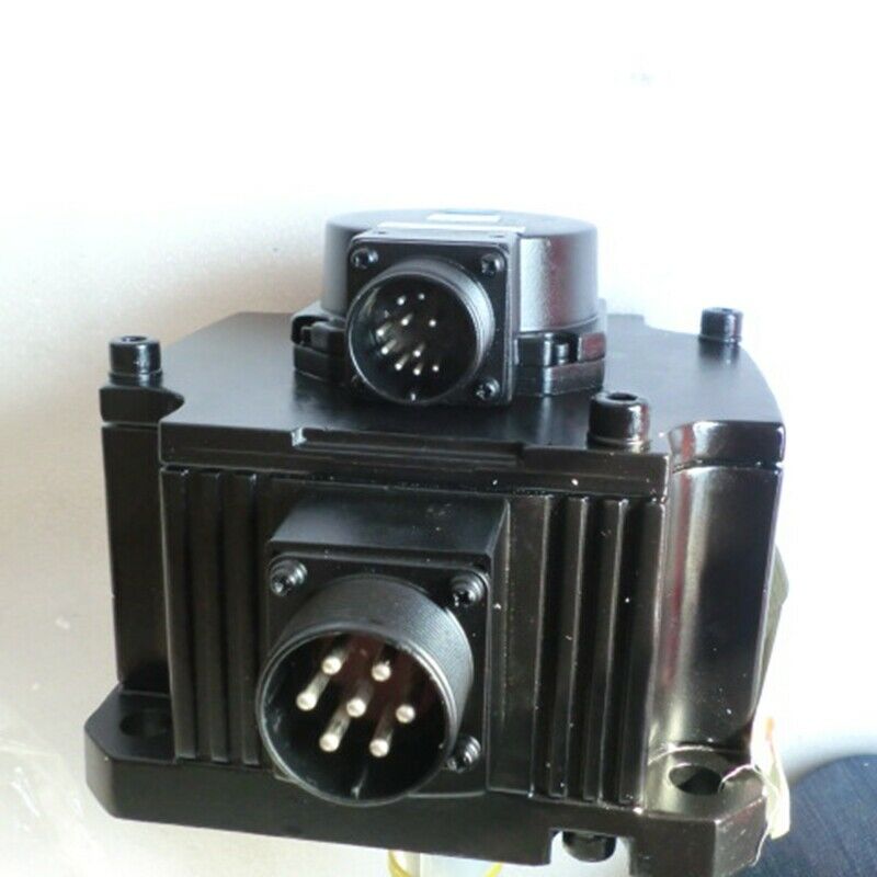 Mitsubishi серводвигатель HC-SFS202