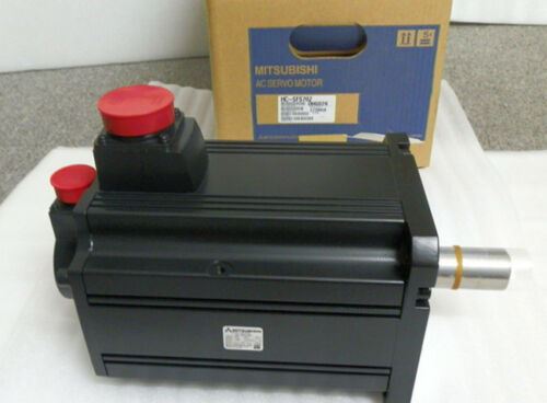 Mitsubishi серводвигатель HC-SFS702