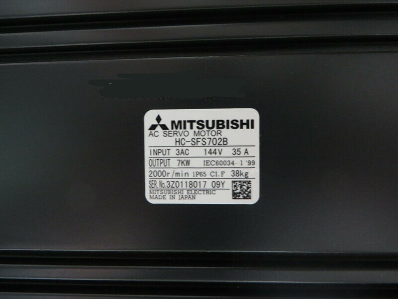 Mitsubishi серводвигатель HC-SFS702